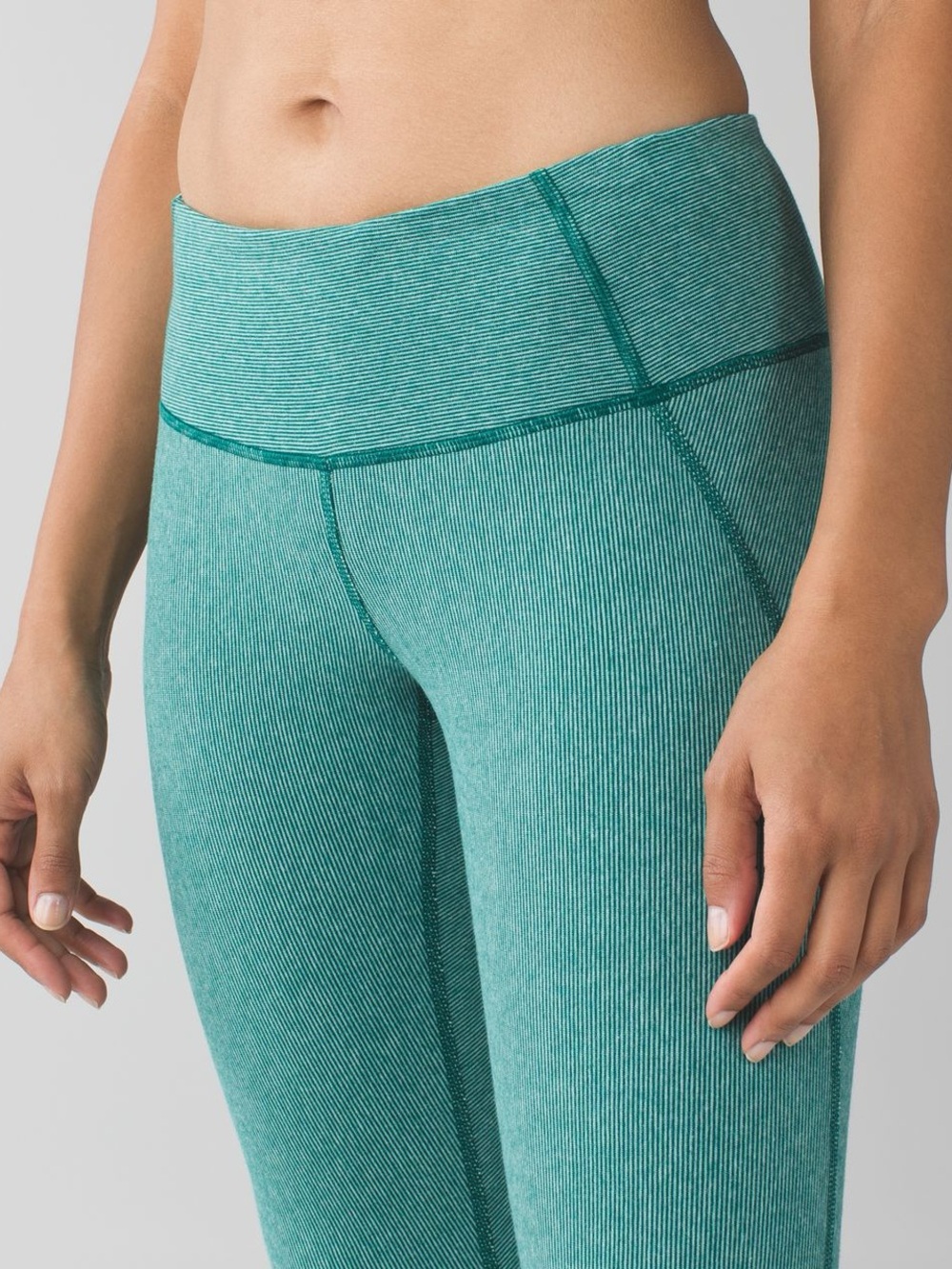 Lululemon Wunder Under Pant Leggings - Size M - EUC - Picture 3 of 11